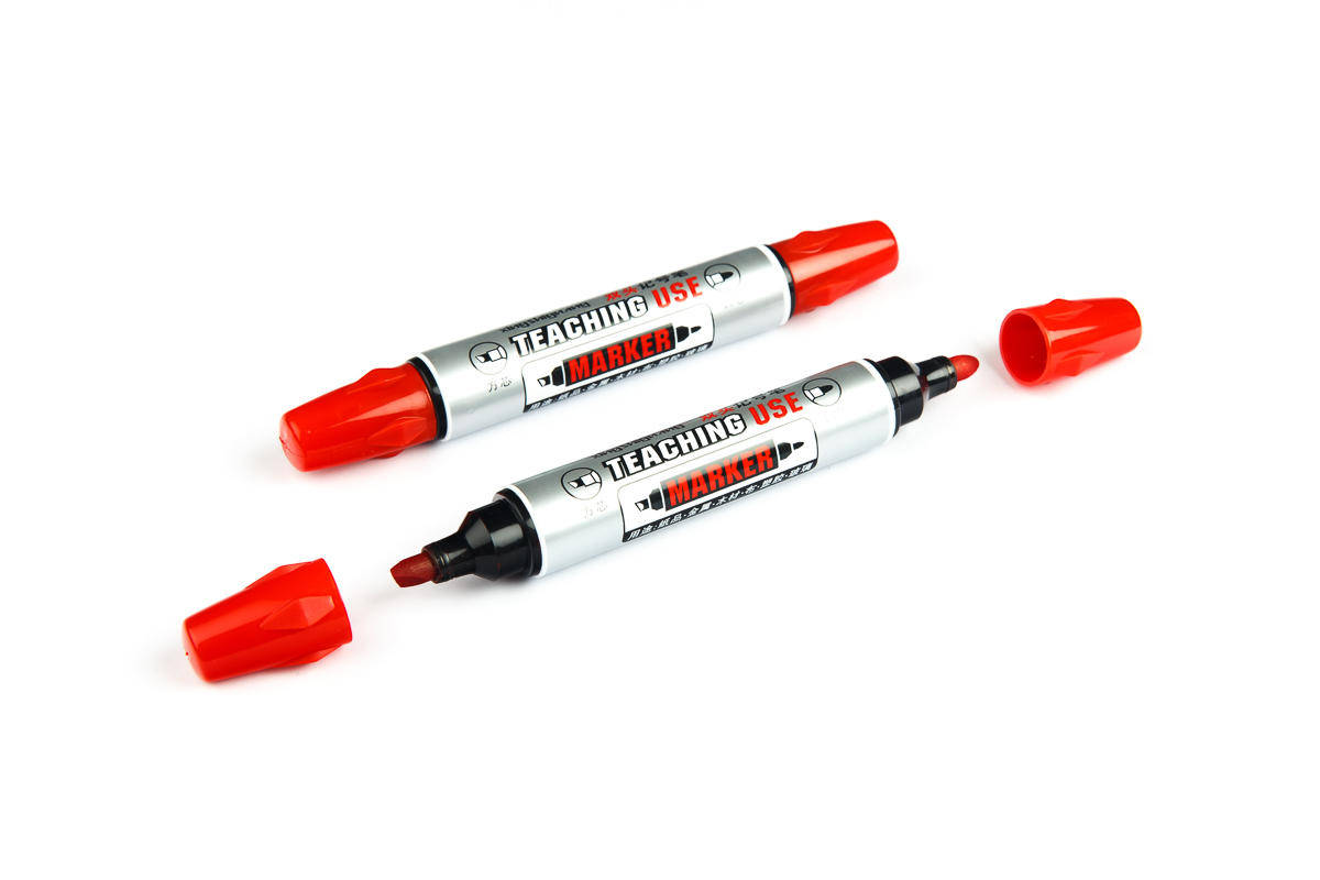 Marker permanent  2008 X, rosu