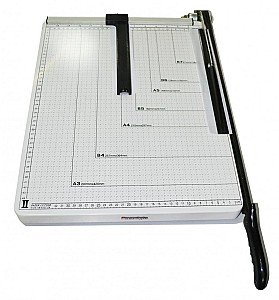 Ghiliotina A3, metalica